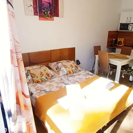 Kwiatek Idealna Lokalizacja, Ogrod, Parking * Шклярска-Поремба