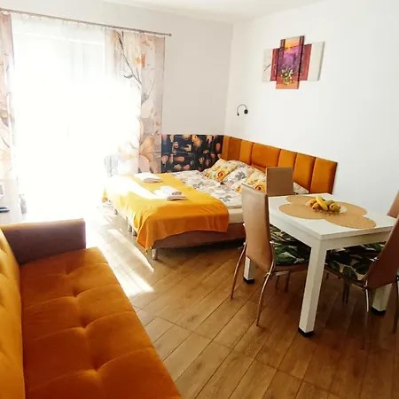 Kwiatek Idealna Lokalizacja, Ogrod, Parking Шклярска-Поремба